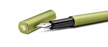 Pelikan Füllhalter Ineo® Elements P6 Frühlings-Grün mit Gravur