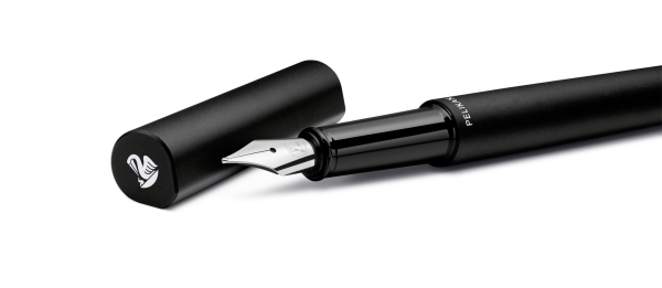 Pelikan Füllhalter Ineo® Elements P6 Schwarz mit Gravur