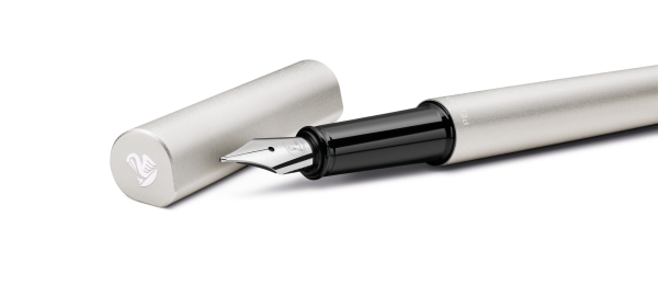 Pelikan Füllhalter Ineo® Elements P6 Silber mit Gravur