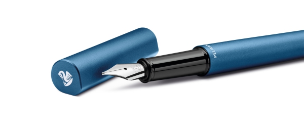 Pelikan Füllhalter Ineo® Elements P6 Petrol-Blau mit Gravur
